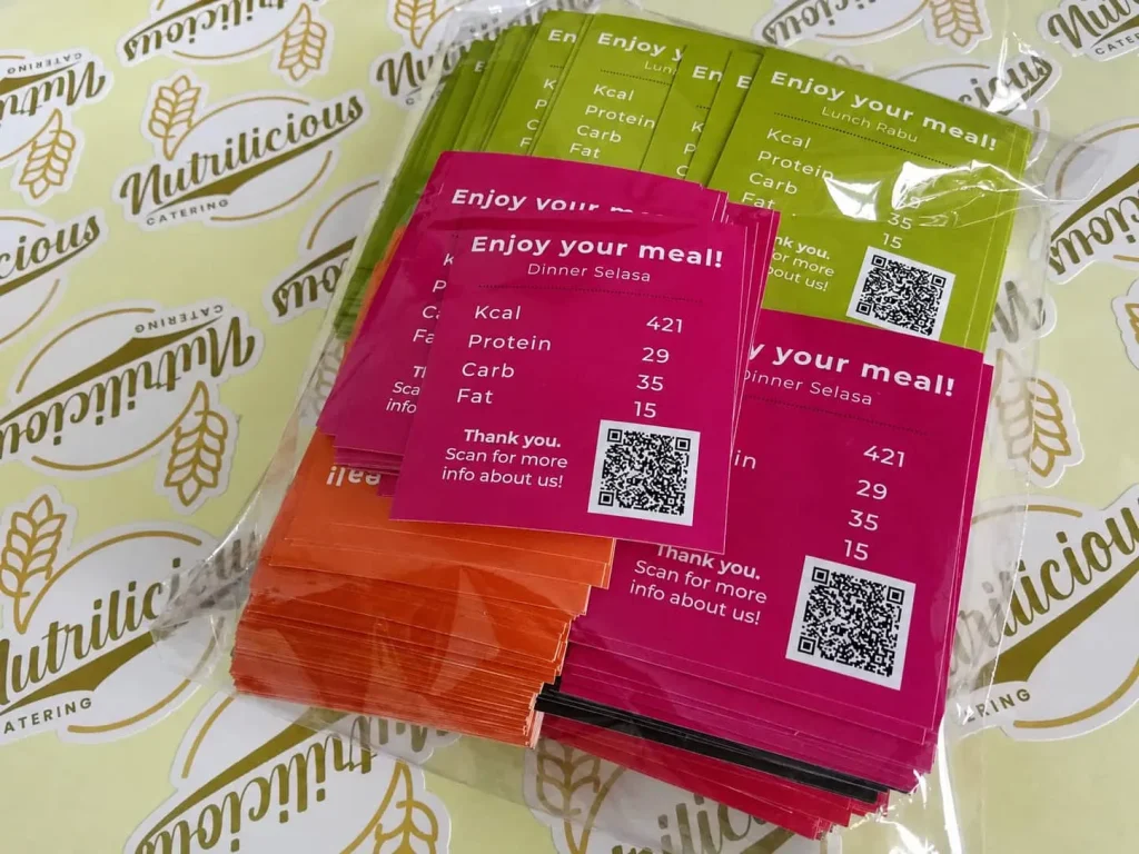 tiker label cromo, vinyl, dan transparan dengan nomor WhatsApp 0813 1255 7294.
